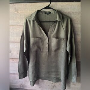 Woman’s linen blend blouse, olive, green tone, great shape, interesting lines